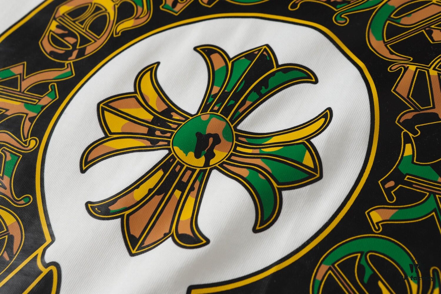 Chrome Hearts CH Cross Painted Horseshoe Short Sleeve T-Shirt