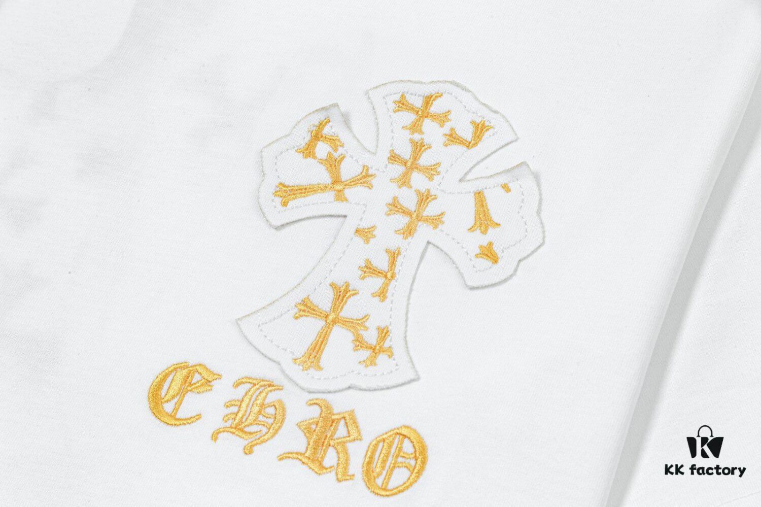 CH Chrome Hearts 2025FW Short Sleeve T-Shirt with Applique Embroidery, Premium 26s Double Yarn 300g Fabric, Heavyweight Material, Custom Stretch Ribbing Dyed in Same Dye Batch, Complete Three-Label Set, Unisex Design