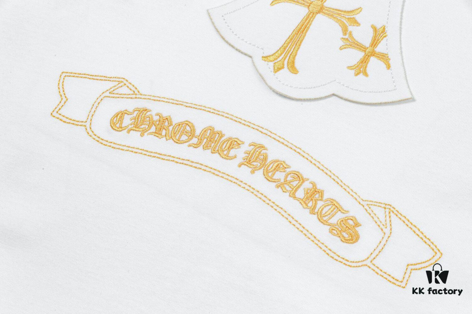 CH Chrome Hearts 2025FW Short Sleeve T-Shirt with Applique Embroidery, Premium 26s Double Yarn 300g Fabric, Heavyweight Material, Custom Stretch Ribbing Dyed in Same Dye Batch, Complete Three-Label Set, Unisex Design