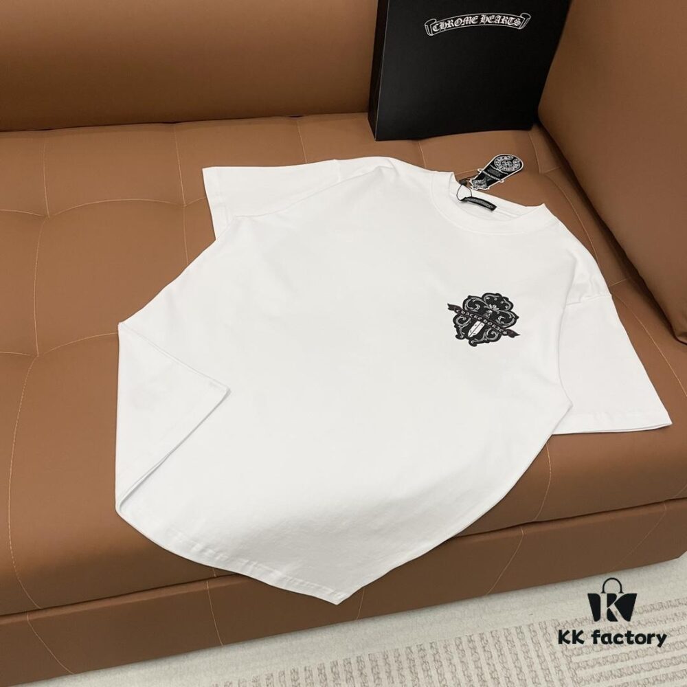 CH➡️ Chrome Hearts 25SS Spring New Arrival Sanskrit 3D Embroidery Logo Heavyweight Washed Short Sleeve Round Neck T-Shirt Unisex