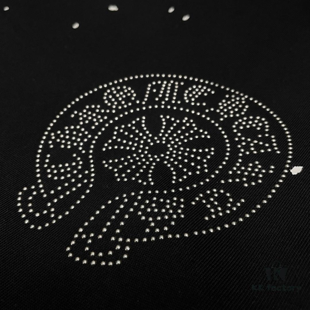 CH Crocodile Heart Graffiti Heat Brick Horse Hoof Sanskrit Logo Short Sleeve Round Neck T-Shirt Unisex