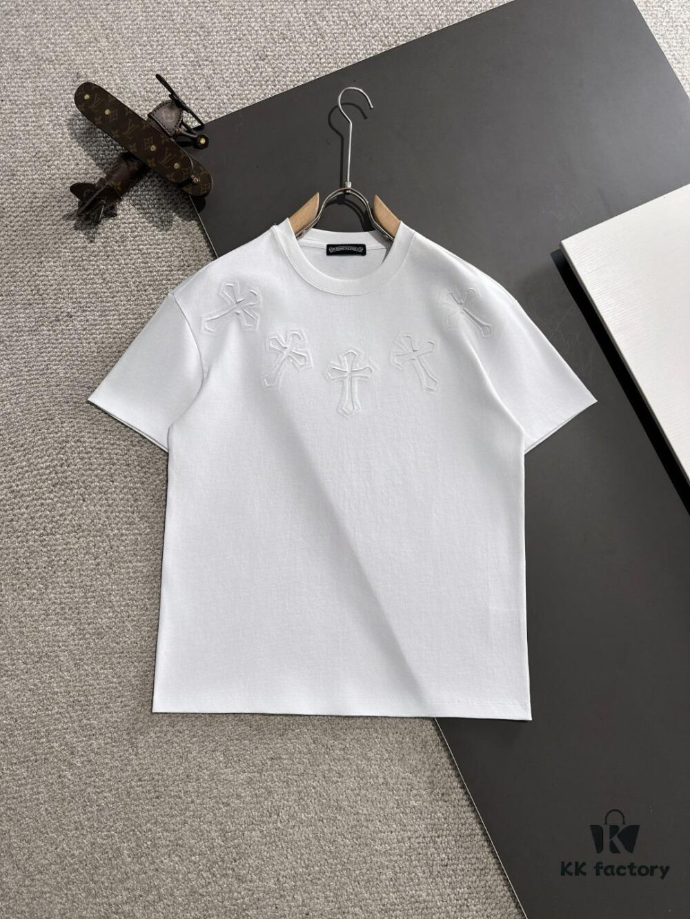 Chrome Hearts 2025 Spring Collection Heavyweight 260g High-Density Short Sleeve T-Shirt, Exclusive Runway Unisex Design