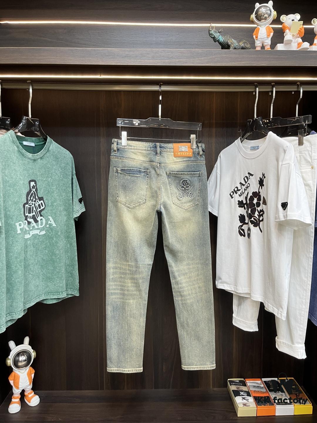 Exclusive New Arrival Chrome Hearts Style Men's Fashion Casual Jeans, High-End European Original Design Pants, Trendy and Comfortable, Premium Quality with Impeccable Details