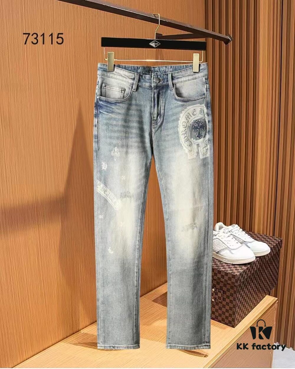 Chrome Hearts 2025 Spring/Summer New Arrival Hot Selling Stock Super Custom Denim Jeans, Original Hardware, Heavy Craftsmanship, Excellent Fit