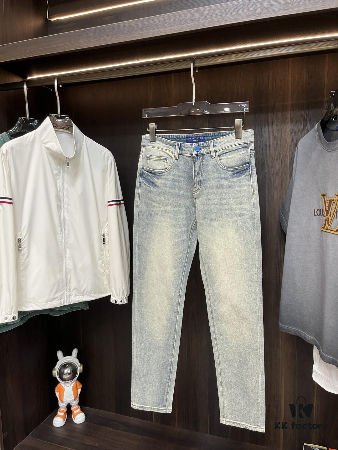 Exclusive New Arrival Crocodile Heart Men's Fashion Casual Jeans, High-End European Style Original Stock Pants, Trendy and Comfortable with Excellent Breathability and Impeccable Craftsmanship, Featuring Brand Design Elements for a Premium Look and Relaxed Fit