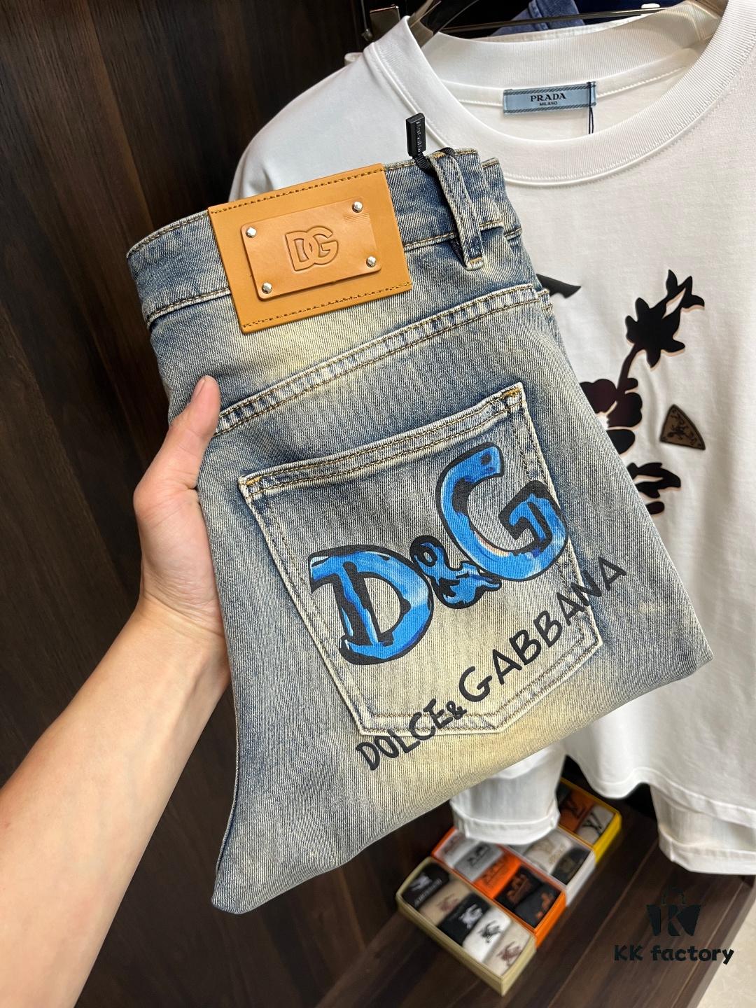 P Exclusive New Arrival Crocodile Heart Men's Fashion Casual Jeans, High-End European Style Original Order Pants, Trendy and Comfortable Casual Trousers with Excellent Breathability and Impeccable Details, Brand-Inspired Design Concept Showcasing Premium Quality and Relaxed Tailoring for an Outstanding Fit