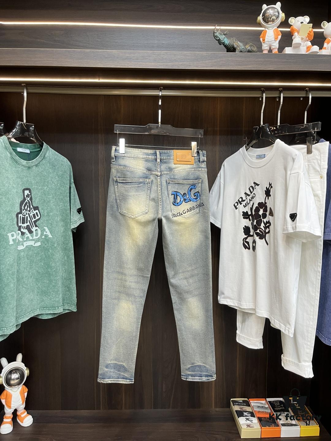 P Exclusive New Arrival Crocodile Heart Men's Fashion Casual Jeans, High-End European Style Original Order Pants, Trendy and Comfortable Casual Trousers with Excellent Breathability and Impeccable Details, Brand-Inspired Design Concept Showcasing Premium Quality and Relaxed Tailoring for an Outstanding Fit