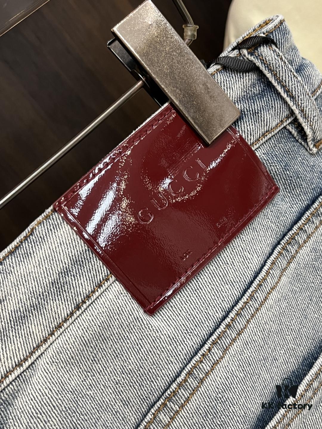 Exclusive New Arrival 🔥 Chrome Hearts Style Men's Fashion Casual Jeans, High-End European Design Original Stock Pants, Trendy and Comfortable, Breathable Fabric with Impeccable Details, Brand-Inspired Design Concept Reflecting Premium Quality, Relaxed Cut for an Excellent Fit