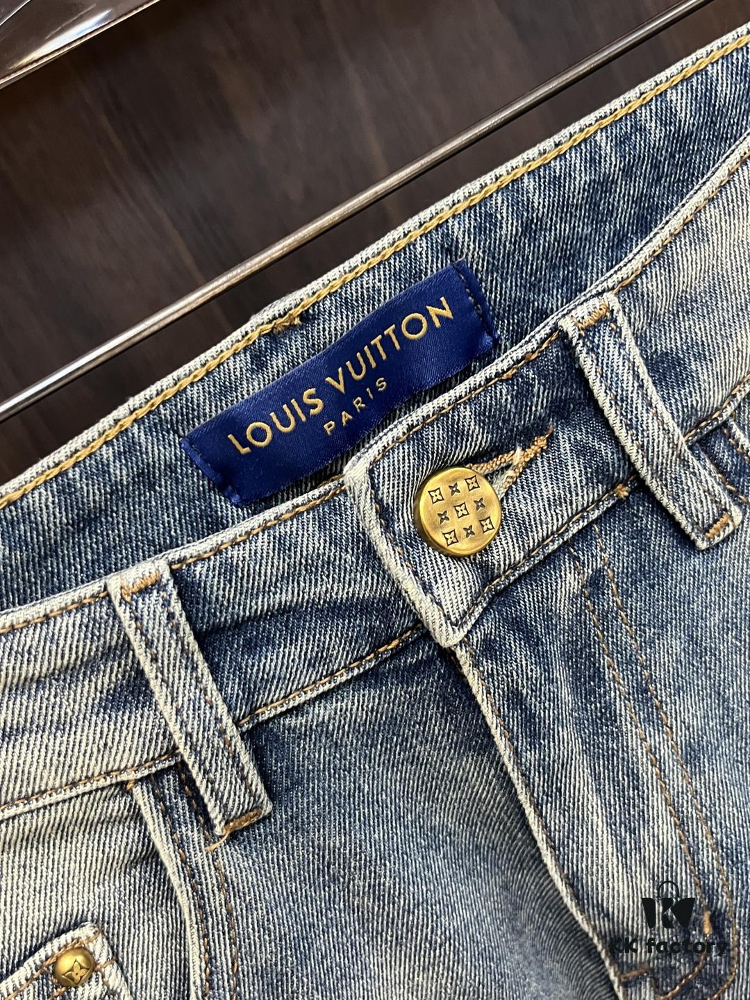 Exclusive New Arrival 🔥 Chrome Hearts Style Men's Fashion Casual Jeans, High-End European Design Original Stock Pants, Trendy and Comfortable, Breathable Fabric with Impeccable Details, Brand-Inspired Design Concept Showcasing Premium Quality, Leisure Cut for an Outstanding Fit