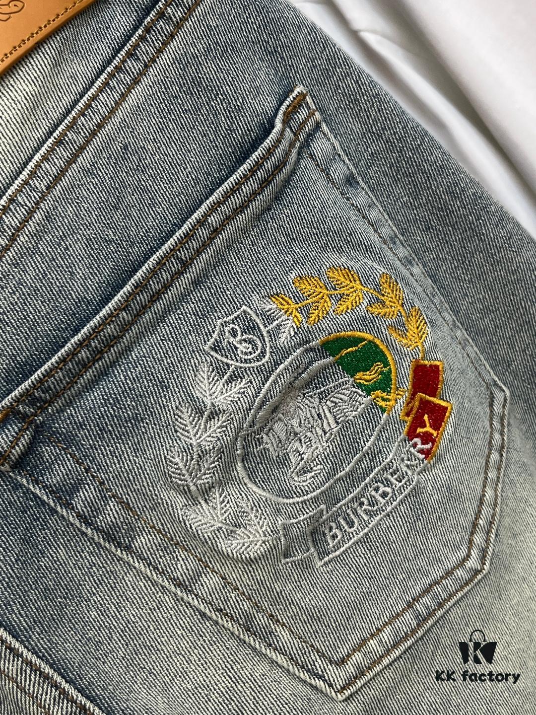 Exclusive New Arrival 🔥 Chrome Hearts Style Men's Fashion Casual Jeans, High-End European Cut Original Order Pants, Trendy and Comfortable with Excellent Breathability, Impeccable Details, Brand-Inspired Design Concept Showcasing Premium Quality, Perfect Relaxed Fit Silhouette