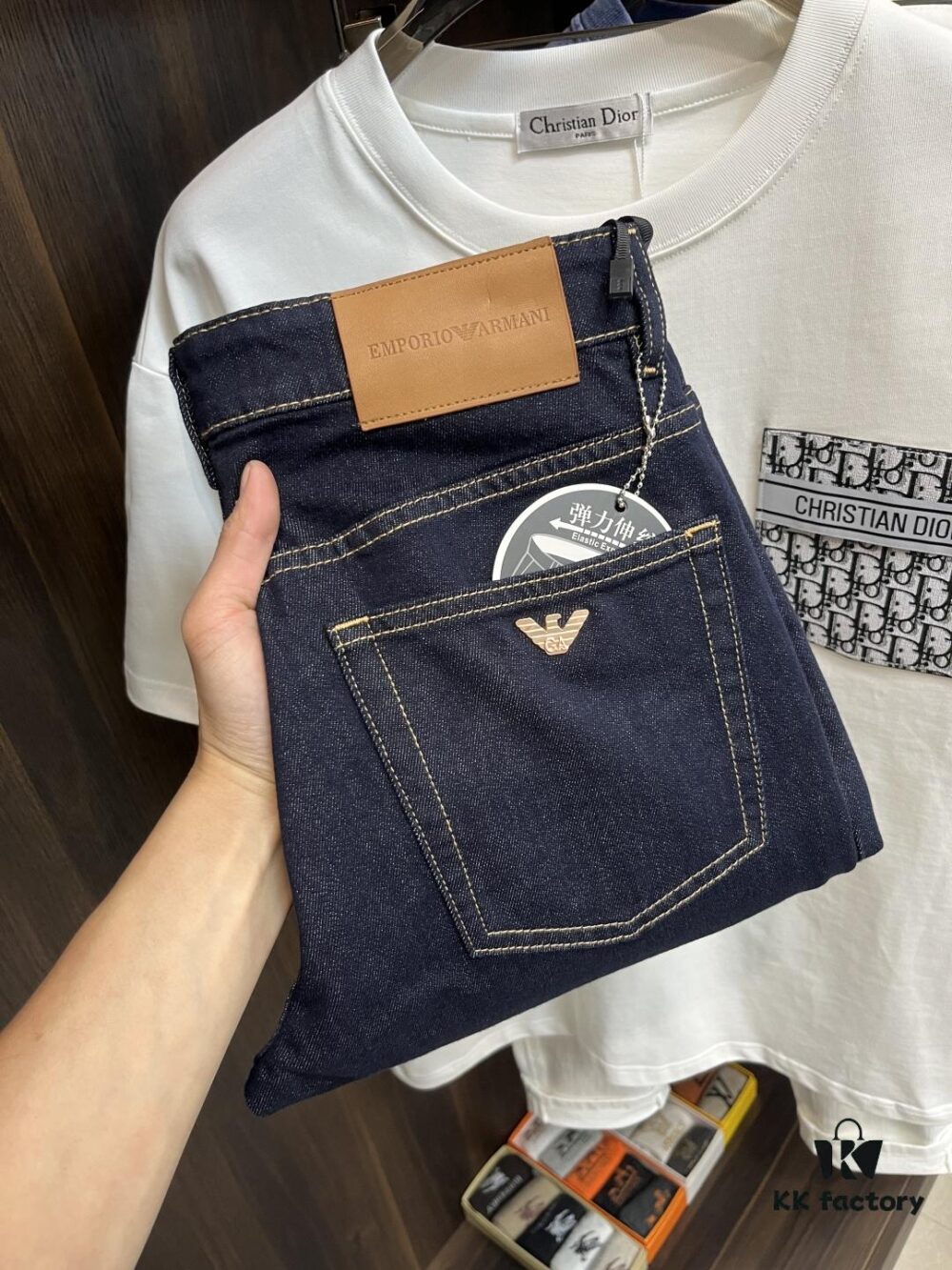 Armani Exclusive New Arrival🔥 Duoma Ni Trendy Men's Fashion Casual Jeans, High-End European Style Original Order Pants, Stylish and Comfortable Casual Trousers with Excellent Breathability and Impeccable Details, Reflecting Brand Design Philosophy and Premium Quality, Featuring a Relaxed Cut with Flattering Silhouette