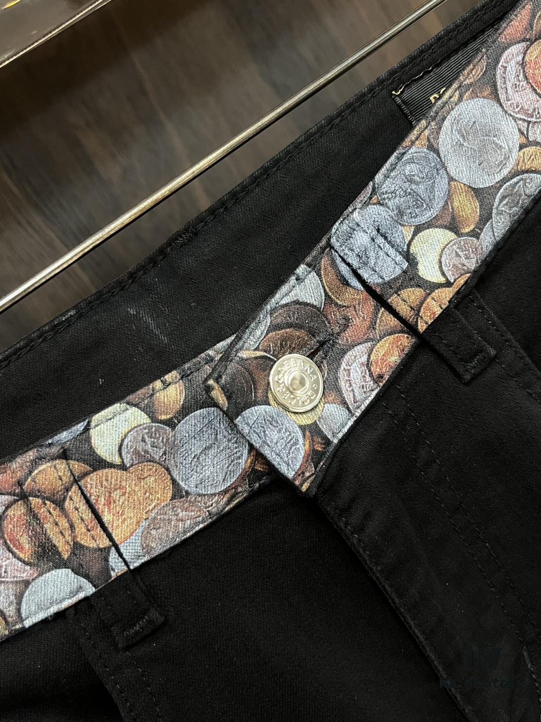 Exclusive New Arrival CHROME HEARTS Style Men's Fashion Casual Jeans, High-End European Style Original Stock Pants, Trendy and Comfortable, Breathable Fabric with Impeccable Details, Brand-Inspired Design Concept Exuding Premium Quality, Relaxed Tailoring for an Outstanding Fit