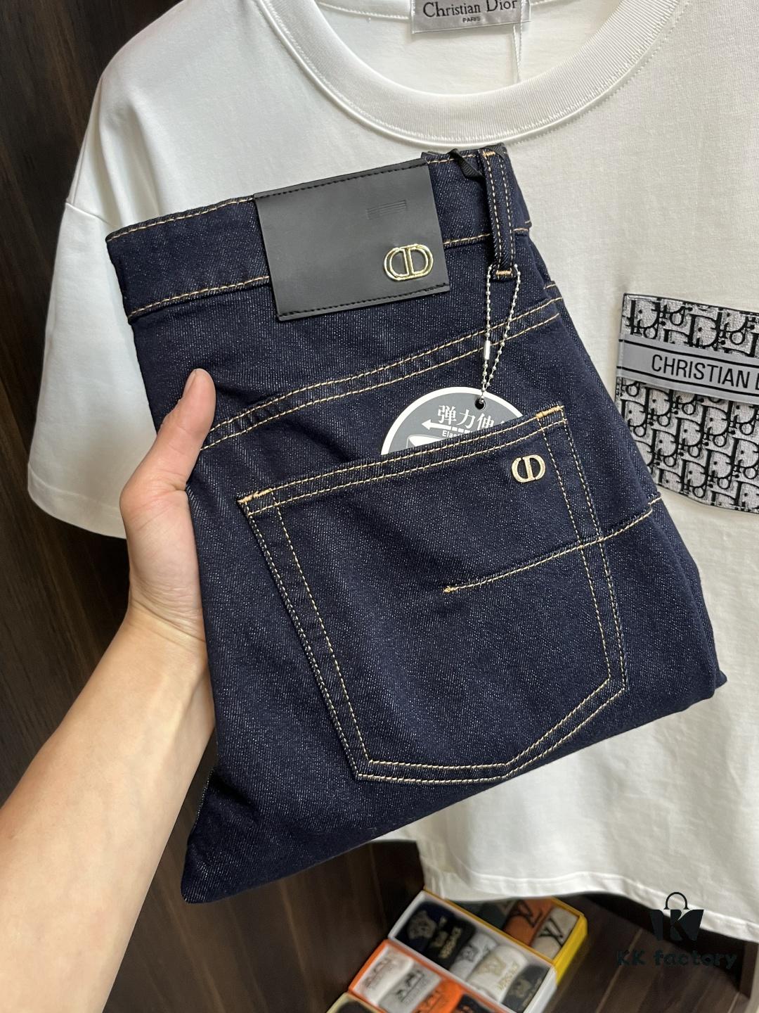 Exclusive New Arrival 🔥 Chrome Hearts Style Men's Fashion Casual Jeans, High-End European Original Design Pants, Trendy and Comfortable with Excellent Breathability and Impeccable Craftsmanship, Brand-Inspired Design Concept Reflects Premium Quality, Featuring a Relaxed Cut for an Outstanding Fit