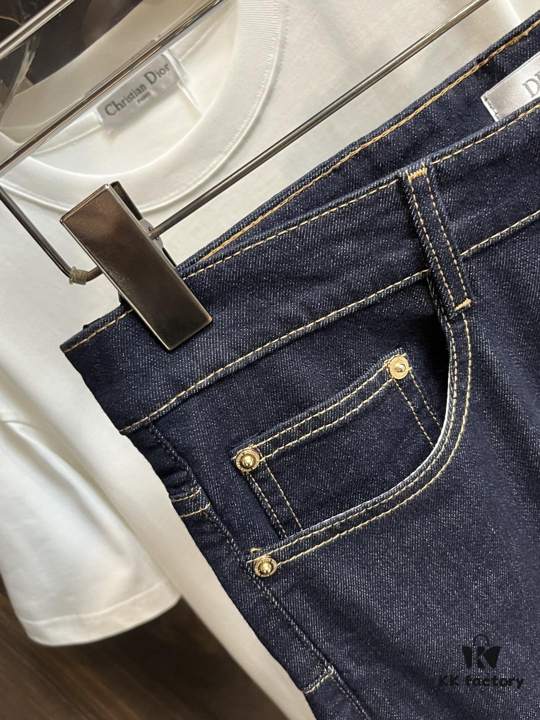 Exclusive New Arrival 🔥 Chrome Hearts Style Men's Fashion Casual Jeans, High-End European Original Design Pants, Trendy and Comfortable with Excellent Breathability and Impeccable Craftsmanship, Brand-Inspired Design Concept Reflects Premium Quality, Featuring a Relaxed Cut for an Outstanding Fit