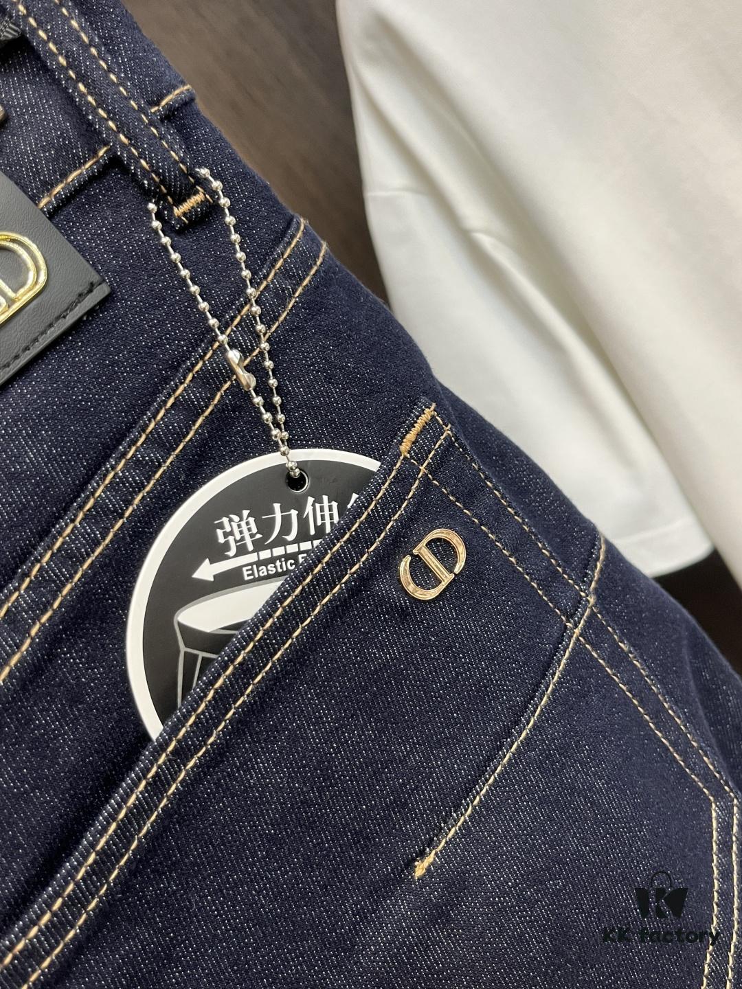 Exclusive New Arrival 🔥 Chrome Hearts Style Men's Fashion Casual Jeans, High-End European Original Design Pants, Trendy and Comfortable with Excellent Breathability and Impeccable Craftsmanship, Brand-Inspired Design Concept Reflects Premium Quality, Featuring a Relaxed Cut for an Outstanding Fit