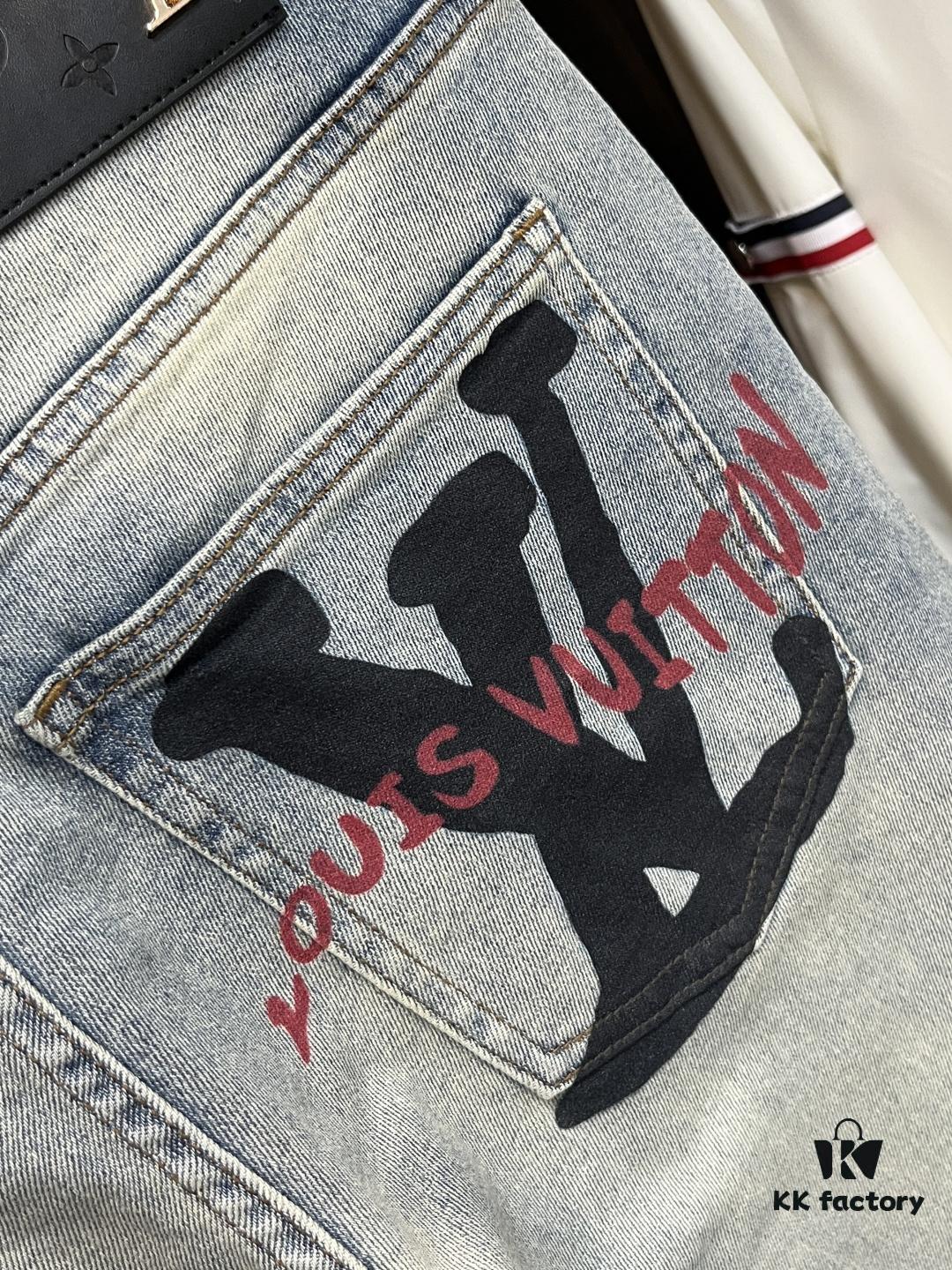 Exclusive New Arrival 🔥 Cross Heart Men's Fashion Casual Jeans, High-End European Style Original Stock Pants, Trendy and Comfortable, Breathable Fabric with Impeccable Details, Brand-Inspired Design Concept Exuding Premium Quality, Leisure Cut with Excellent Fit