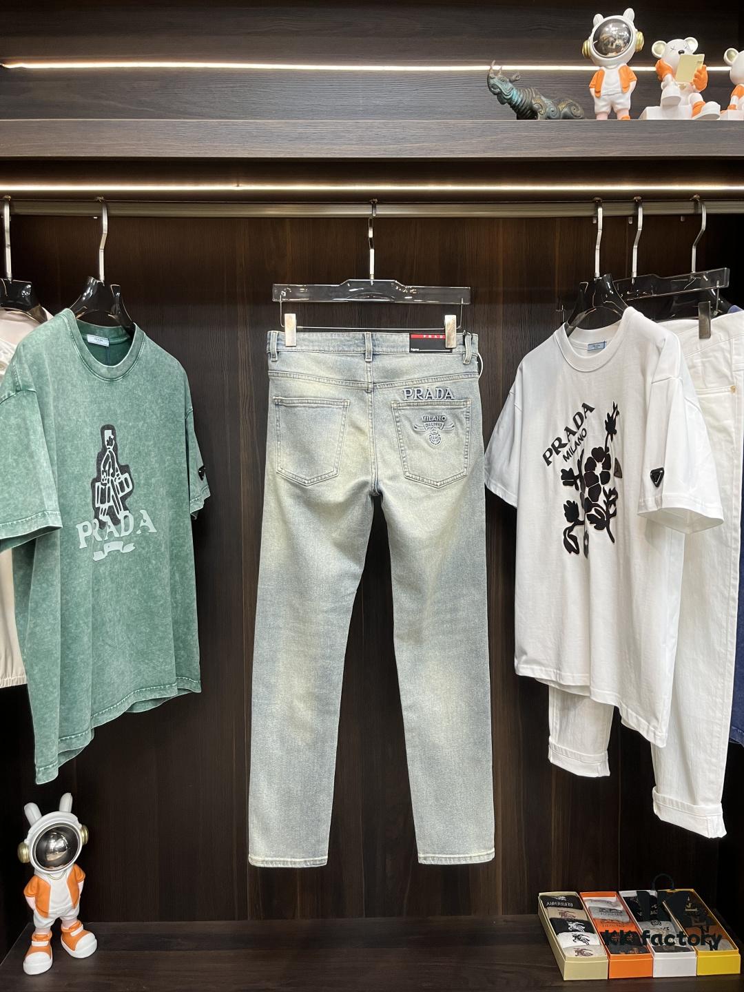 Exclusive New Arrival🔥 Chrome Hearts Style Men's Fashion Casual Jeans, High-End European Original Design Pants, Trendy and Comfortable Casual Trousers with Excellent Breathability and Impeccable Details, Showcasing Premium Quality and Brand-Inspired Aesthetic