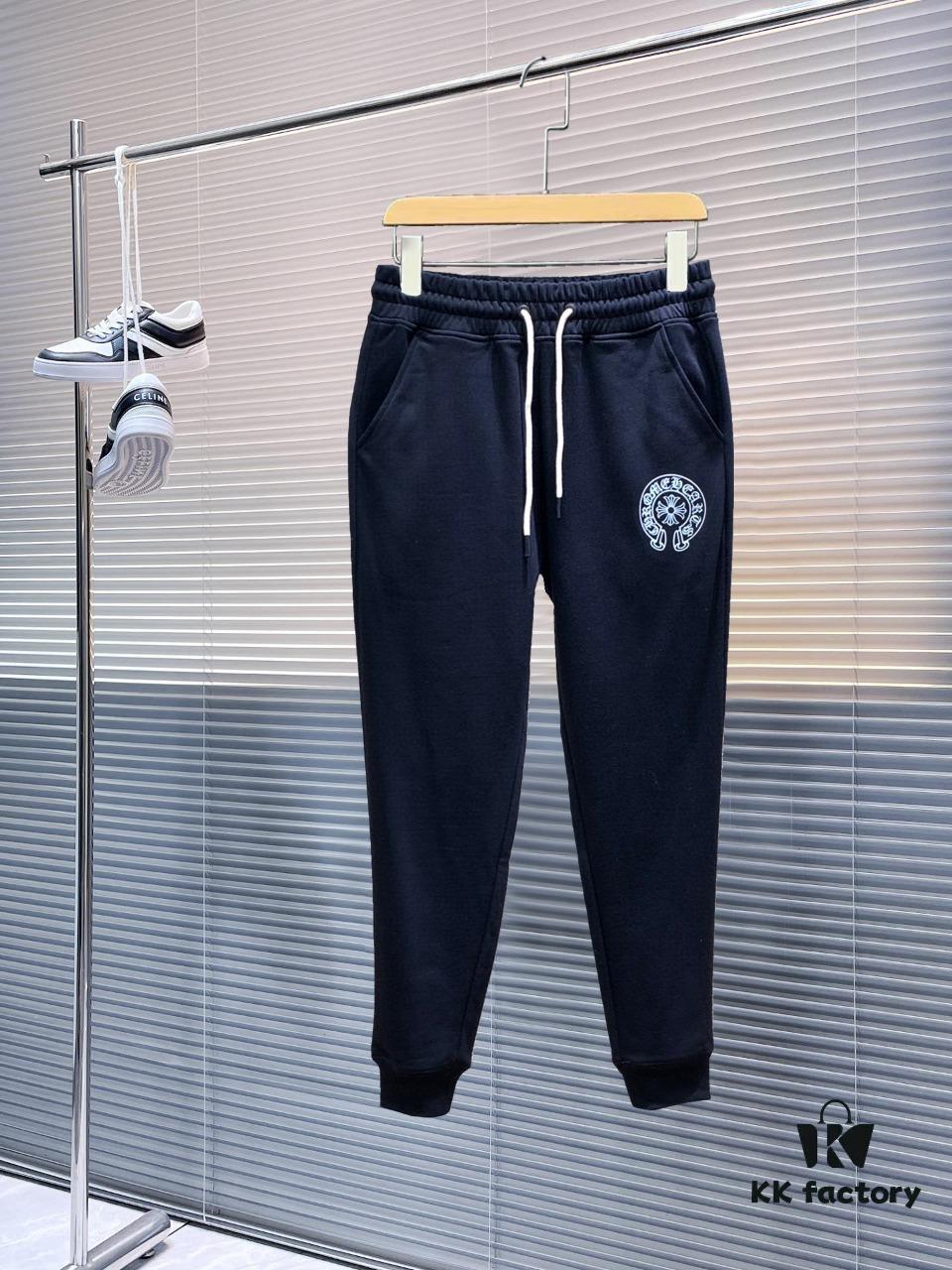 Chrome Hearts New Arrival Casual Pants, High-End Version! Premium Counter Custom Fabric, Elastic Drawstring Waistband, Breathable and Comfortable, Impeccable Details, Signature Brand Design Concept Reflecting Superior Quality. Soft and Smooth Touch with Relaxed Tailoring for an Excellent Fit.