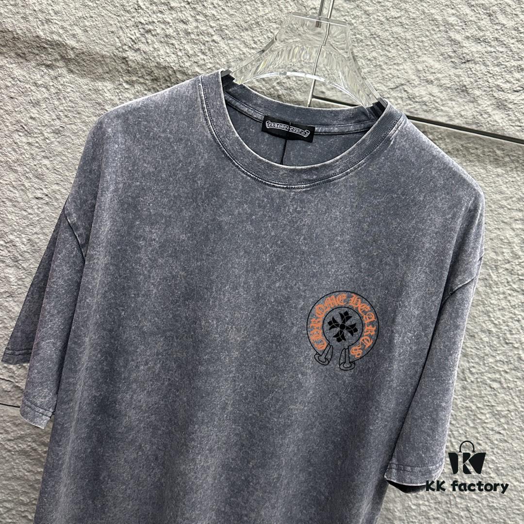 CH* Chrome Hearts* 2025 Spring/Summer New Arrival Distressed Vintage Round-Neck Short-Sleeve T-Shirt with Chest and Back Logo, Horsehoof Print, Custom Fabric Unisex Tee