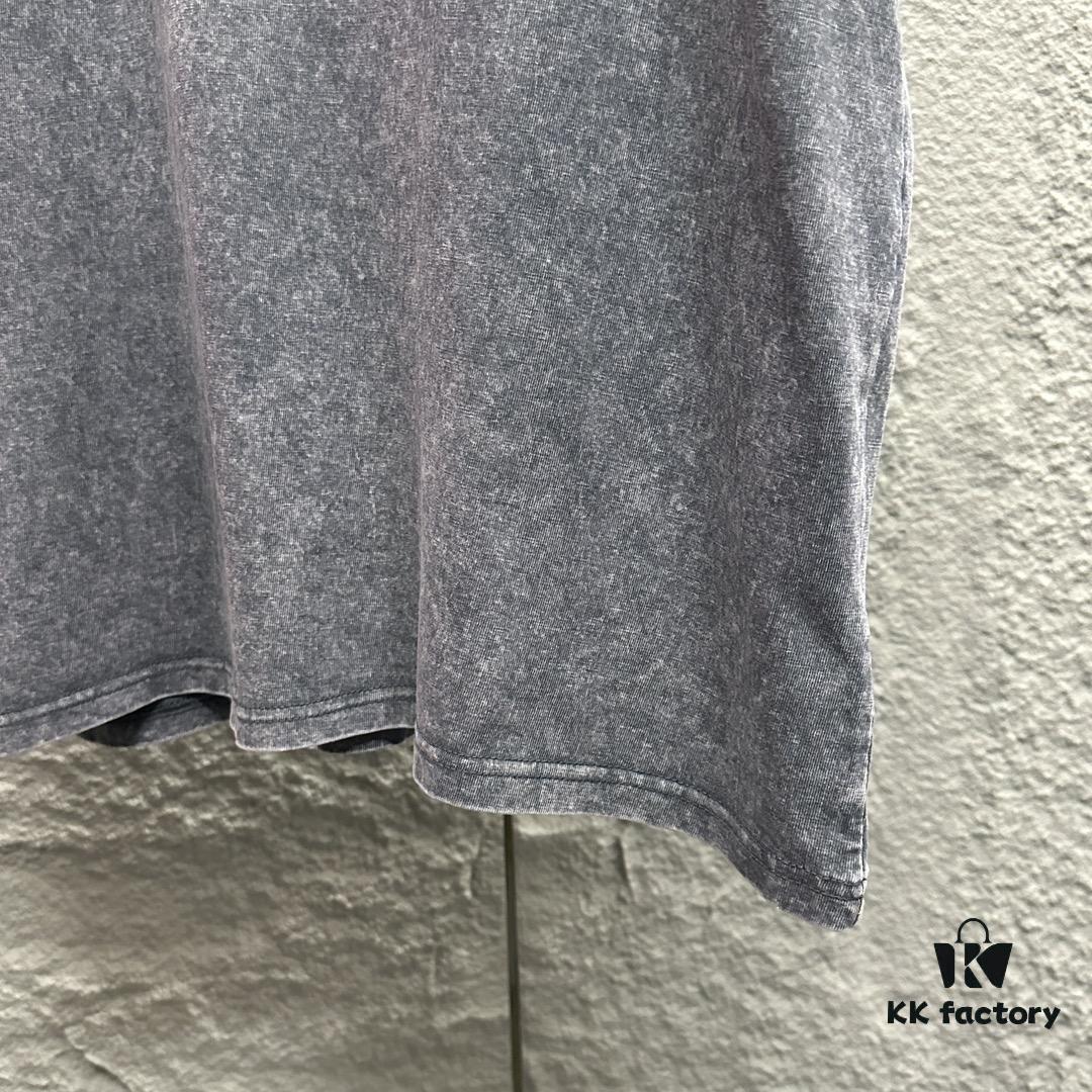 CH* Chrome Hearts* 2025 Spring/Summer New Arrival Distressed Vintage Round-Neck Short-Sleeve T-Shirt with Chest and Back Logo, Horsehoof Print, Custom Fabric Unisex Tee