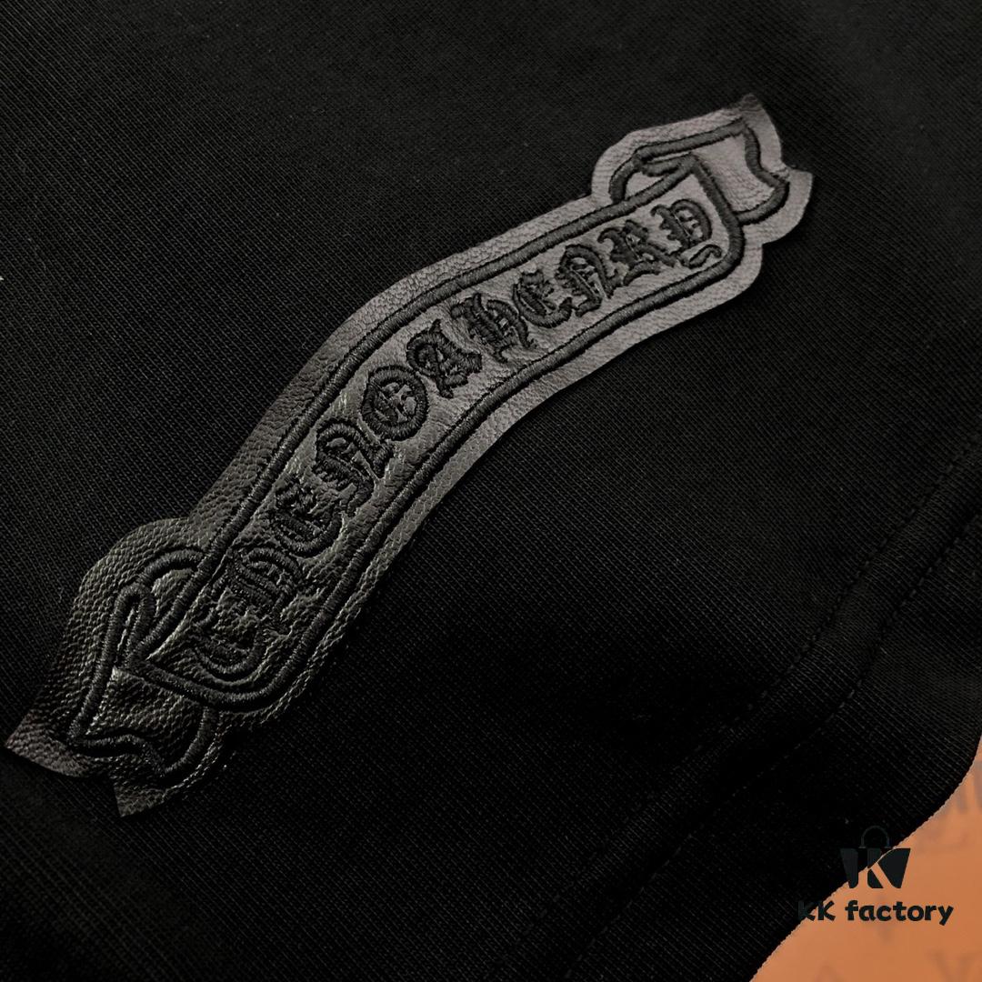 Chrome Hearts 2025 New Heavy Washed Leather Patch Embroidery Short Sleeve T-Shirt △ Original Fabric △ High Version △ Premium Quality Influencer and Celebrity Style △ 320g Garment-Washed Embroidered Horse Hoof Cross Graffiti Print △ Super Versatile and Stylish △ Full Trims △ Unisex Must-Have Tee