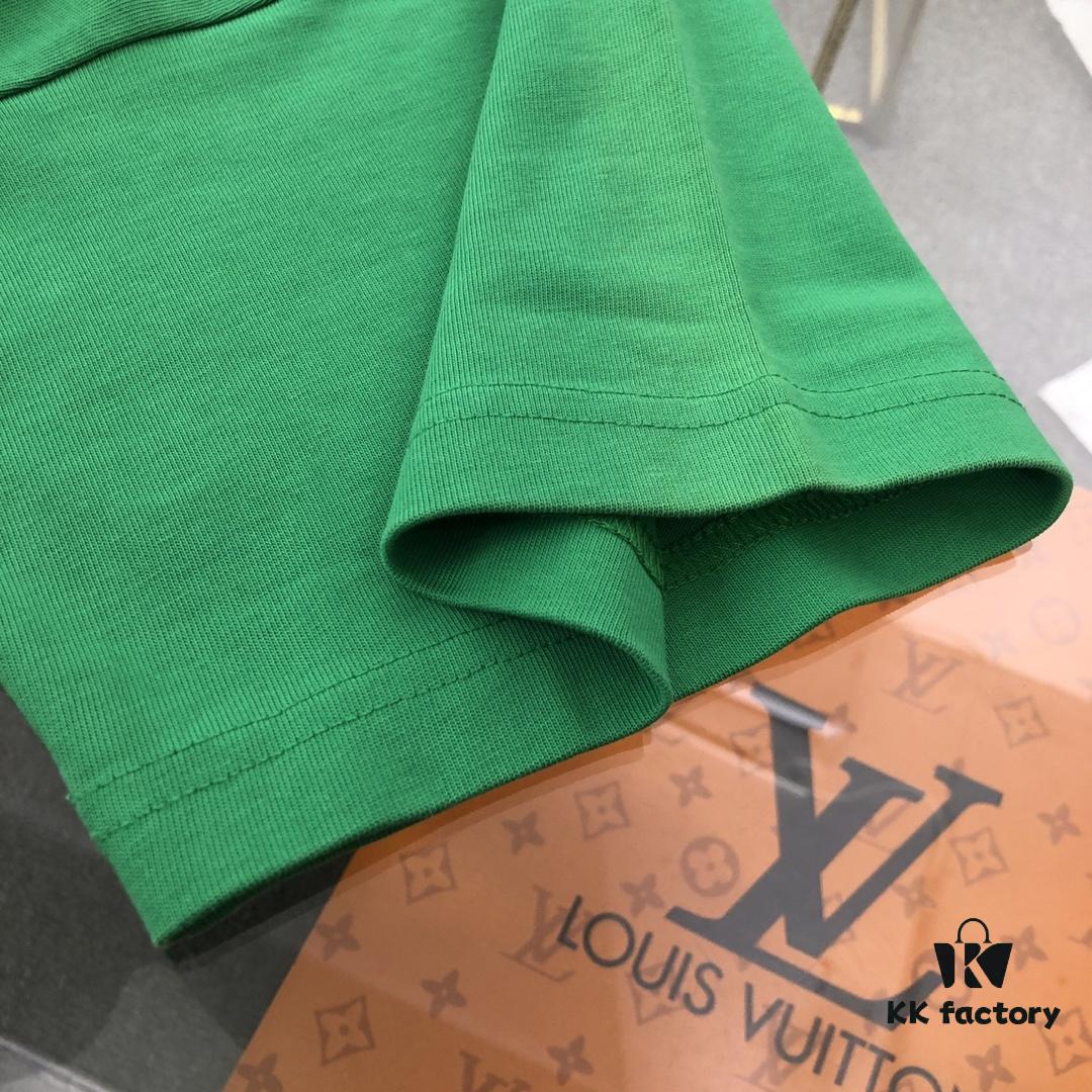 Chrome Hearts 2025 New Graffiti Print Short Sleeve T-Shirt △ Original Fabric △ High Version △ Premium Quality Influencer & Celebrity Style △ 320g Garment Washed Horseshoe Cross Graffiti Process △ Horseshoe Cross Print △ Extremely Versatile and Stylish △ Full Triple Labeling △ Unisex Essential Must-Have Tee