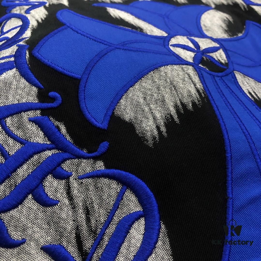 Chrome Hearts 2025 New Arrival Embroidered Graffiti Print Short Sleeve T-Shirt △ Original Fabric △ High Version △ Premium Quality Influencer & Celebrity Style △ 320g Garment-Washed Embroidered Horse Hoof Cross & Graffiti Design △ Unisex Three-Label Complete Must-Have Basic Tee