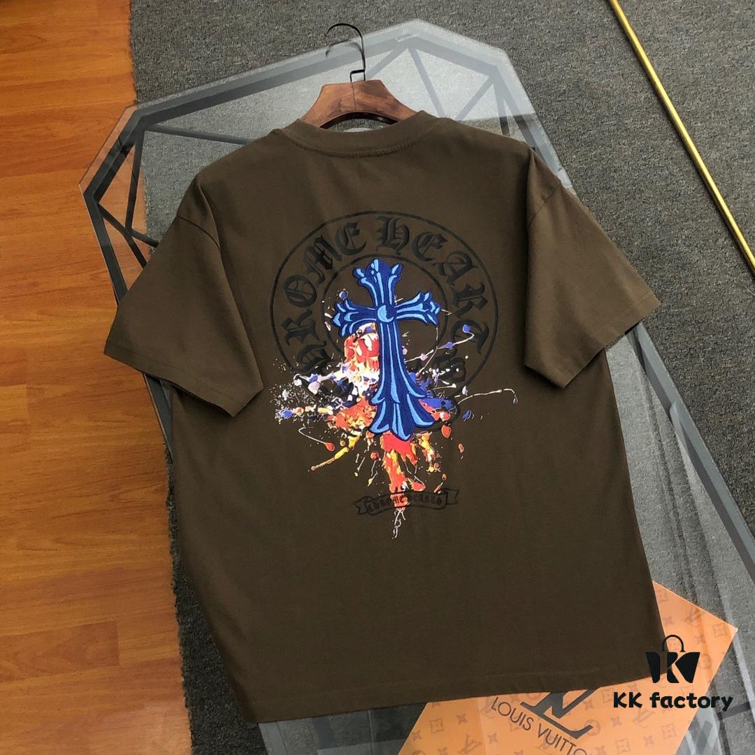 Chrome Hearts 2025 New Embroidered Graffiti Print Short Sleeve T-Shirt △ Original Fabric △ High Version △ Premium Quality Influencer and Celebrity Style △ 320g Garment Washed △ Horse Hoof Cross Embroidery and Graffiti Printing △ Extremely Versatile and Stylish △ Full Triple Label △ Unisex Essential