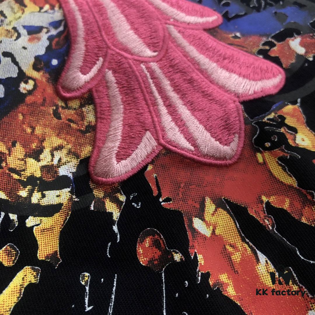 Chrome Hearts 2025 New Embroidered Graffiti Print Short Sleeve T-Shirt △ Original Fabric △ High-Version △ Premium Quality Influencer & Celebrity Style 320g Garment Washed Embroidered Horseshoe Cross Graffiti Craft Horseshoe Cross Print Unisex Versatile Must-Have Tee with Full Triple Labels