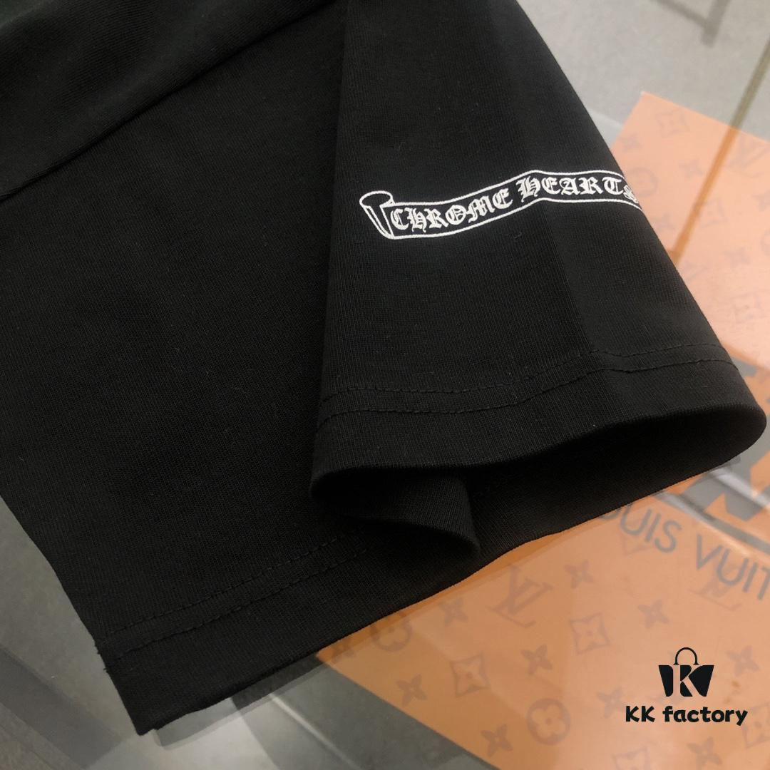 Chrome Hearts 2025 New Embroidered Graffiti Print Short Sleeve T-Shirt △ Original Fabric △ High Version △ Premium Quality Influencer & Celebrity Style 320g Garment Washed Embroidered Horse Hoof Cross Graffiti Design Ultra Versatile Stylish Unisex Tee Complete with Triple Tags Essential Wardrobe Staple