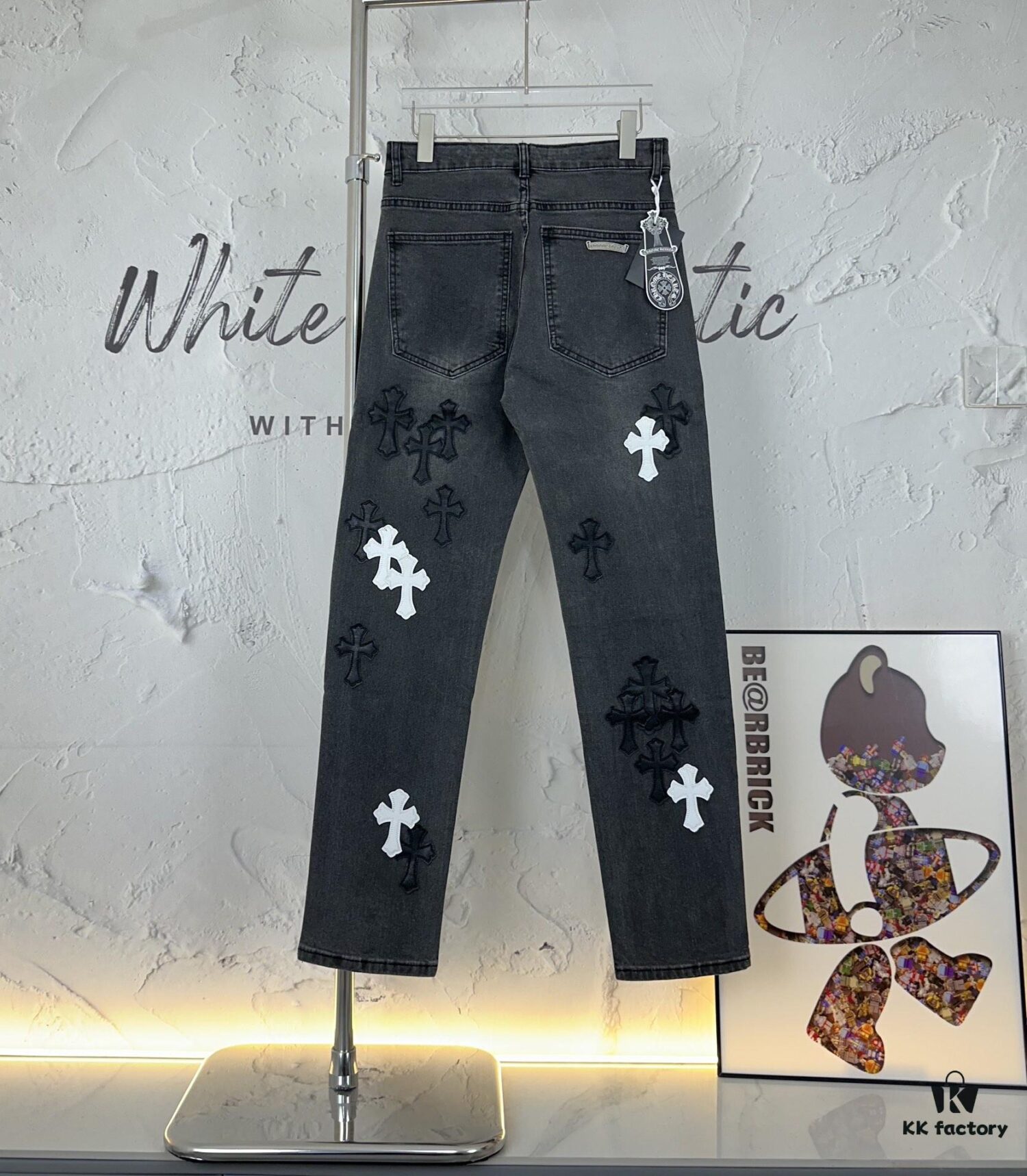 Chrome Hearts｜Chrome Hearts 24SS VIP Custom Black and White Patch Denim Jeans