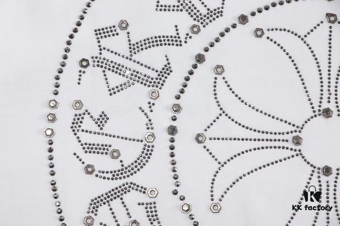 2025 New Crocodile Heart Metal Rhinestone Embellished Short Sleeve T-Shirt