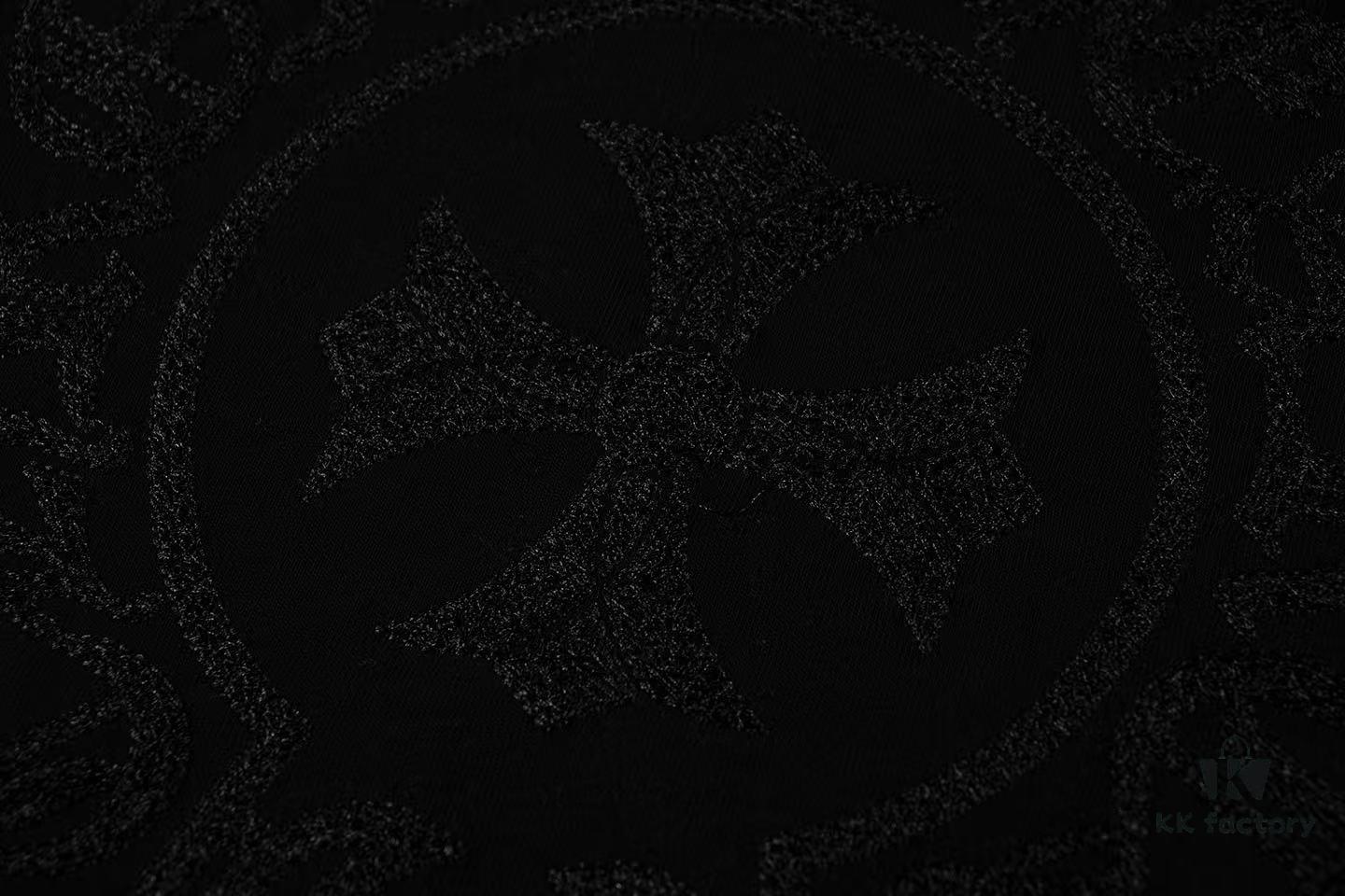 2025 New Crocodile Heart Embroidered Short-Sleeve T-Shirt