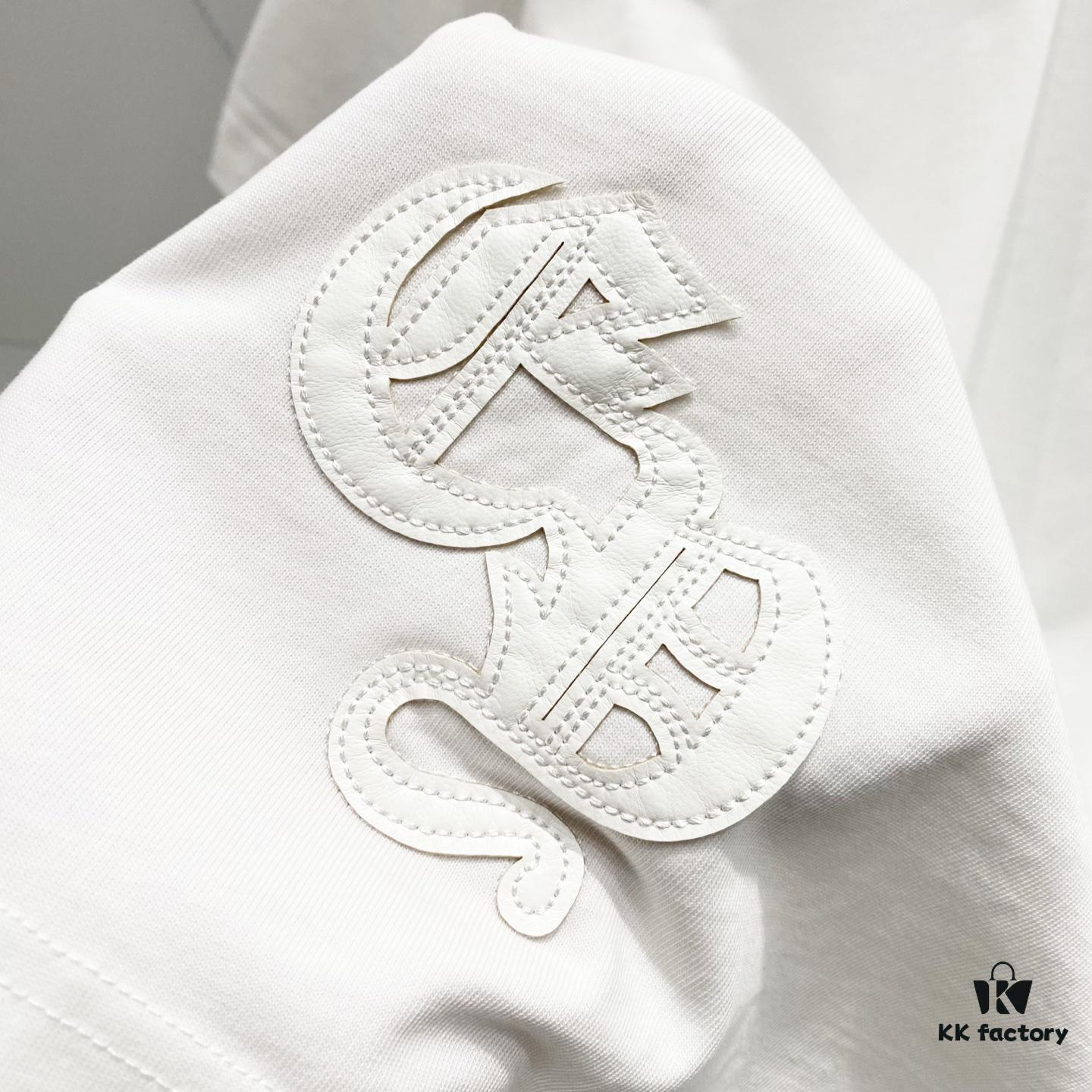 Chrome Hearts 320g Washed Short Sleeve T-Shirt with Leather Sanskrit Colorful Cross Logo Front and Back