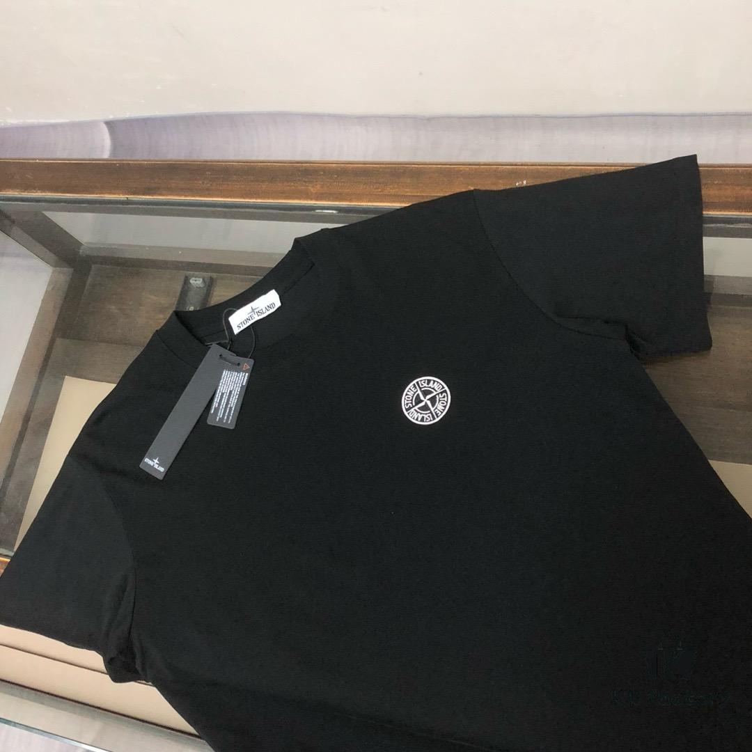 A⭐️Stone Island Latest Couple's Round-Neck Short-Sleeve T-Shirt, High-Quality Fashion Unisex Tee with Custom Compass Embroidered Logo, Breathable and Comfortable Premium Fabric