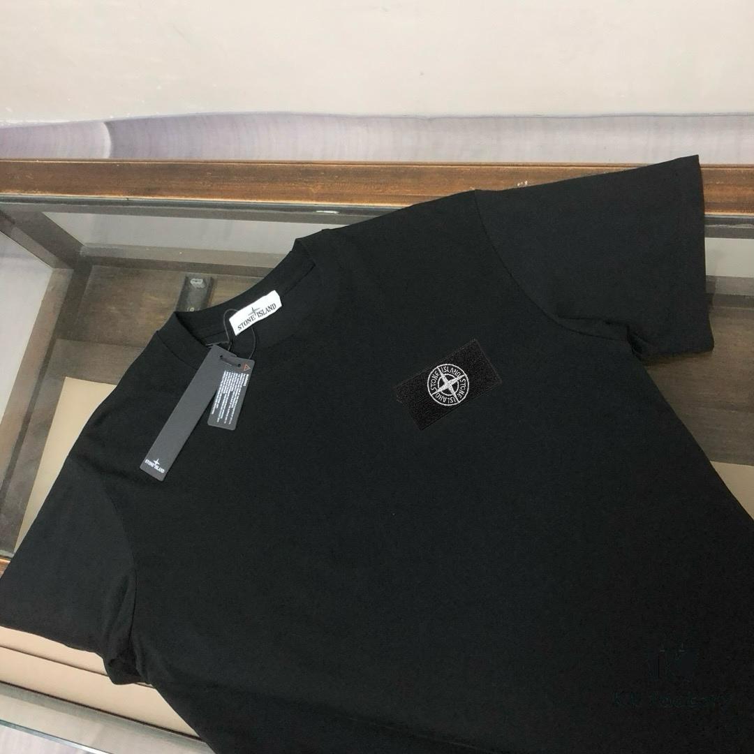 A⭐️Stone Island Latest Couple Round-Neck Short-Sleeve T-Shirt, High-Quality Fashion Unisex Tee with Custom Compass Embroidered Logo, Premium Imported Fabric, Breathable and Comfortable