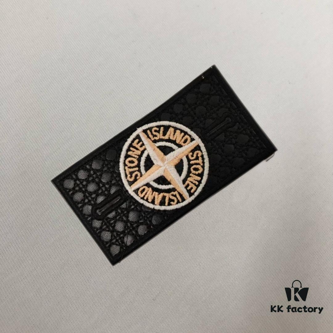 A⭐️Stone Island Latest Couple Round Neck Short Sleeve T-Shirt - Fashionable and Comfortable Unisex Tee with Custom Compass Embroidered Logo