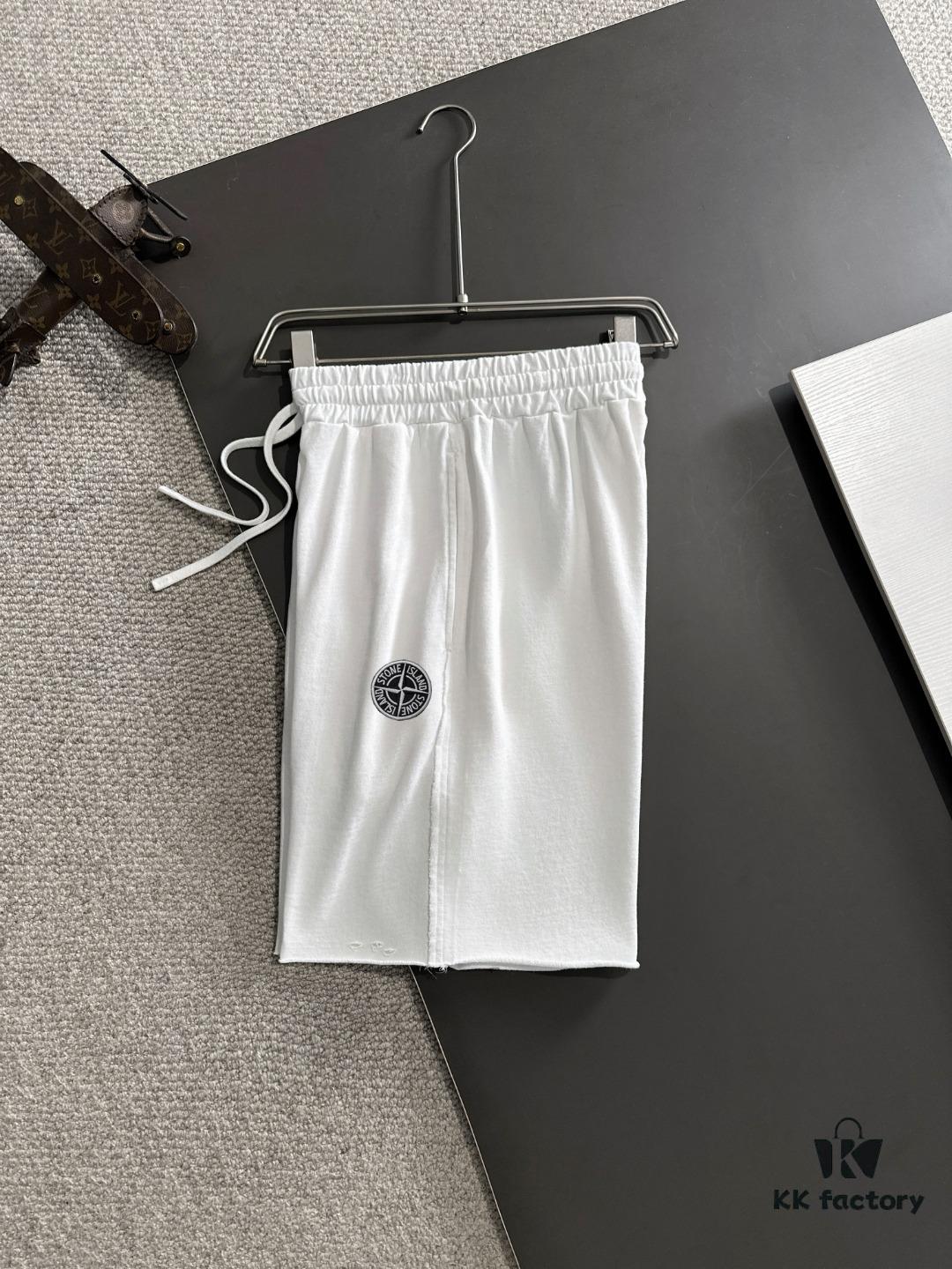 Stone Island 2025 Spring/Summer New Arrival Premium Drawstring Casual Washed Shorts, Heavy-Duty Wax-Dyed Cotton with Soft Nappa-Like Touch, Store Exclusive Custom Fabric, Breathable and Comfortable, Impeccable Details, Brand-Driven Design Concept Reflecting High Quality, Exquisite and Soft Handfeel, Leisure Cut for Excellent Fit