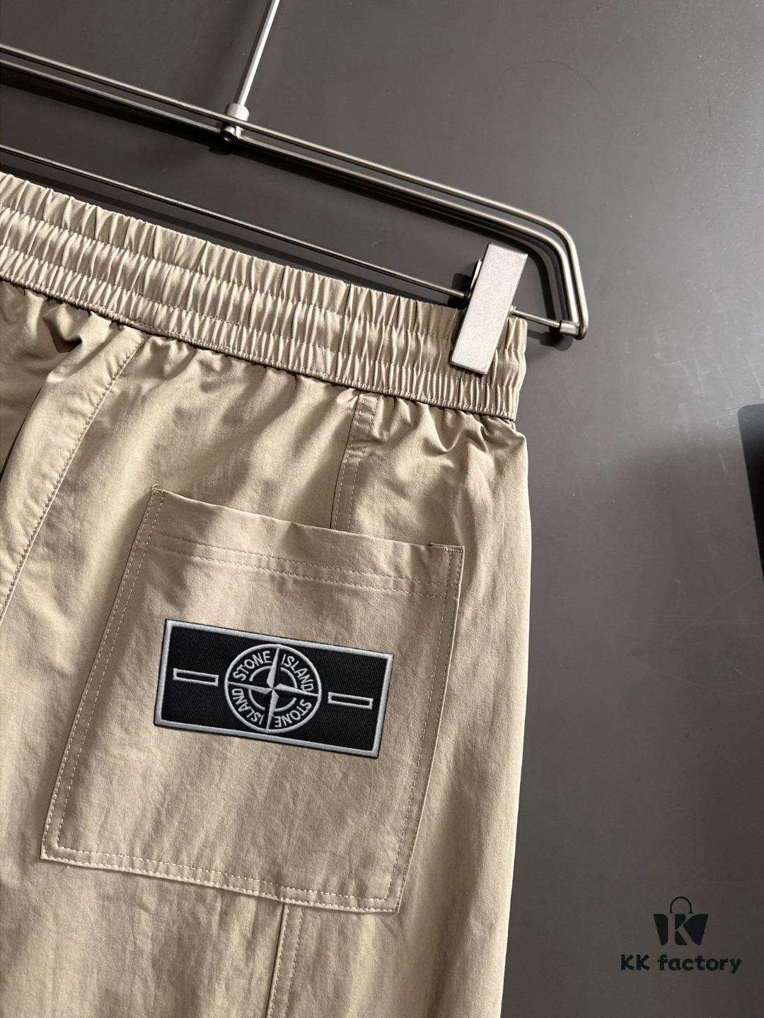 Stone Island 2025 Spring/Summer New Elastic Waist Casual Pants, Lightweight Custom Fabric, Breathable and Comfortable, Exquisite Details, Premium Design Concept, Soft and Smooth Texture, Relaxed Cut with Excellent Fit