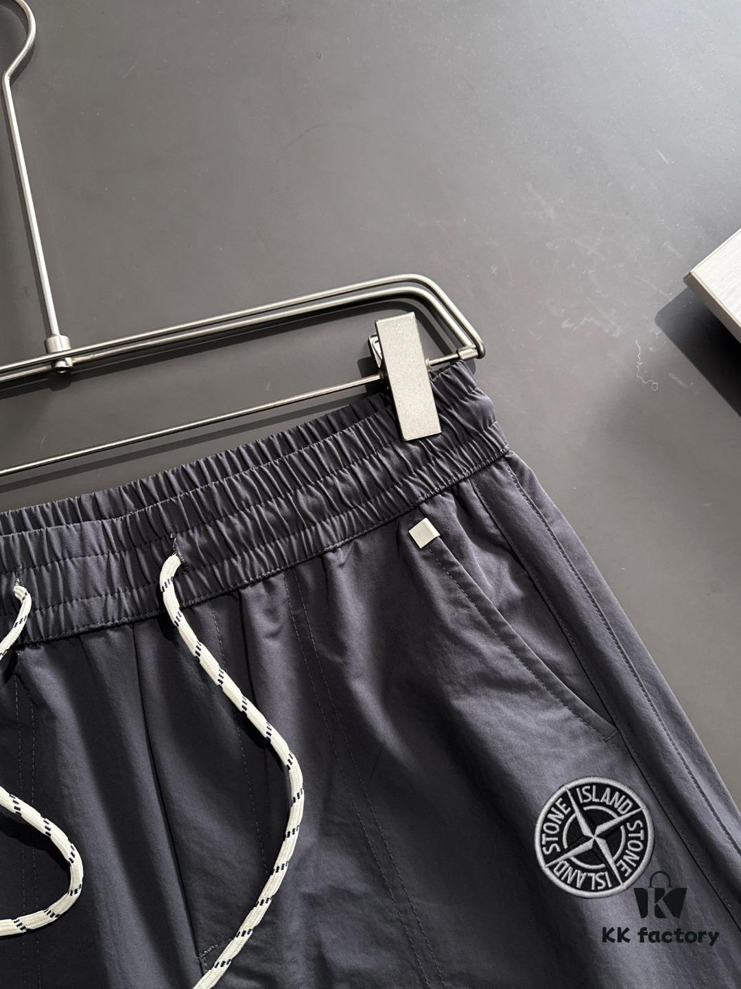 Stone Island 2025 Spring/Summer New Elastic Waist Casual Pants, Lightweight Custom Fabric, Breathable and Comfortable, Exquisite Details, Brand Design Concept, High Quality, Soft and Smooth Touch