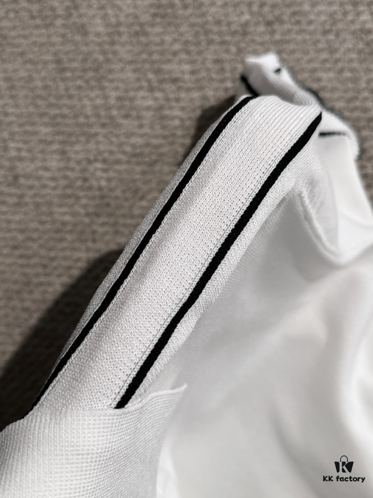 High-Quality Stone Island 2025 Spring/Summer New Men's Lapel Short-Sleeve T-Shirt