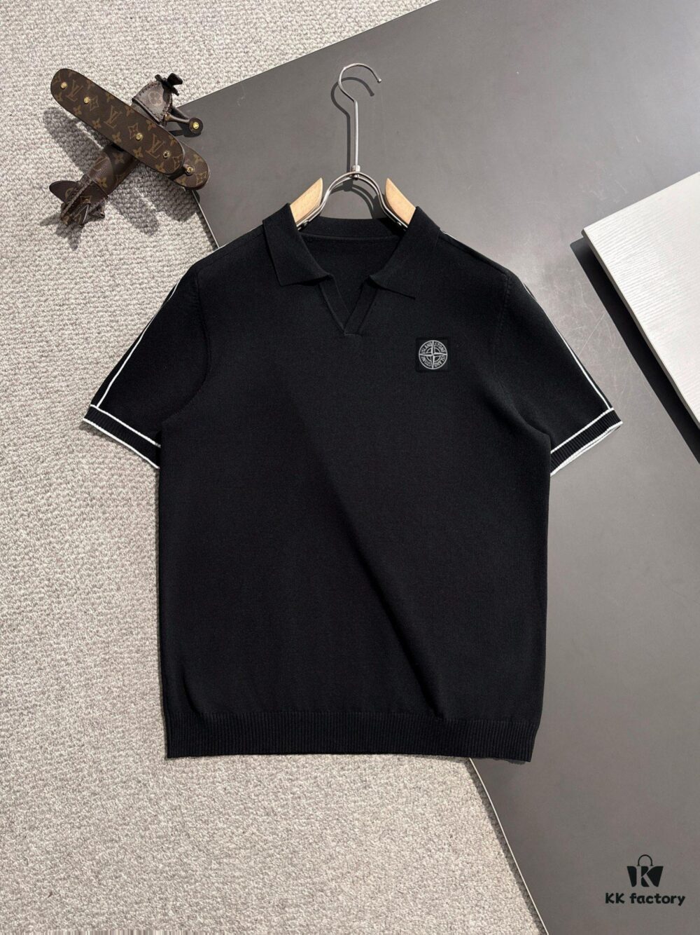 High-Quality Stone Island 2025 Spring/Summer New Men's Lapel Short-Sleeve T-Shirt