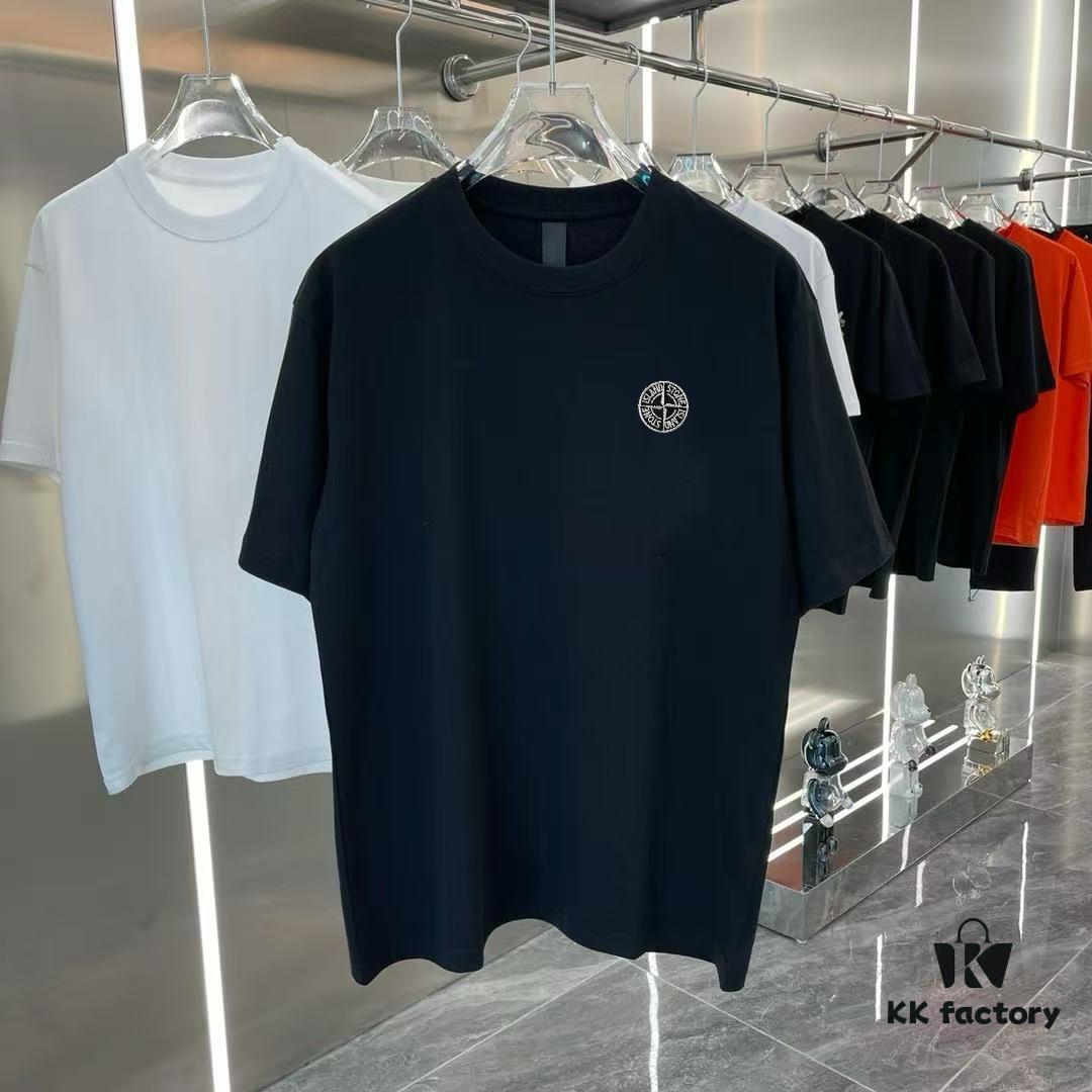 Stone Island 2025 Spring Collection Short Sleeve T-Shirt with Handcrafted Chest Logo, Premium 260g Ring-Dyed Cotton Fabric, Custom Gold Thread Detailing, Button-Hem Craftsmanship, OS Oversized Drop-Shoulder Fit, Unisex Style