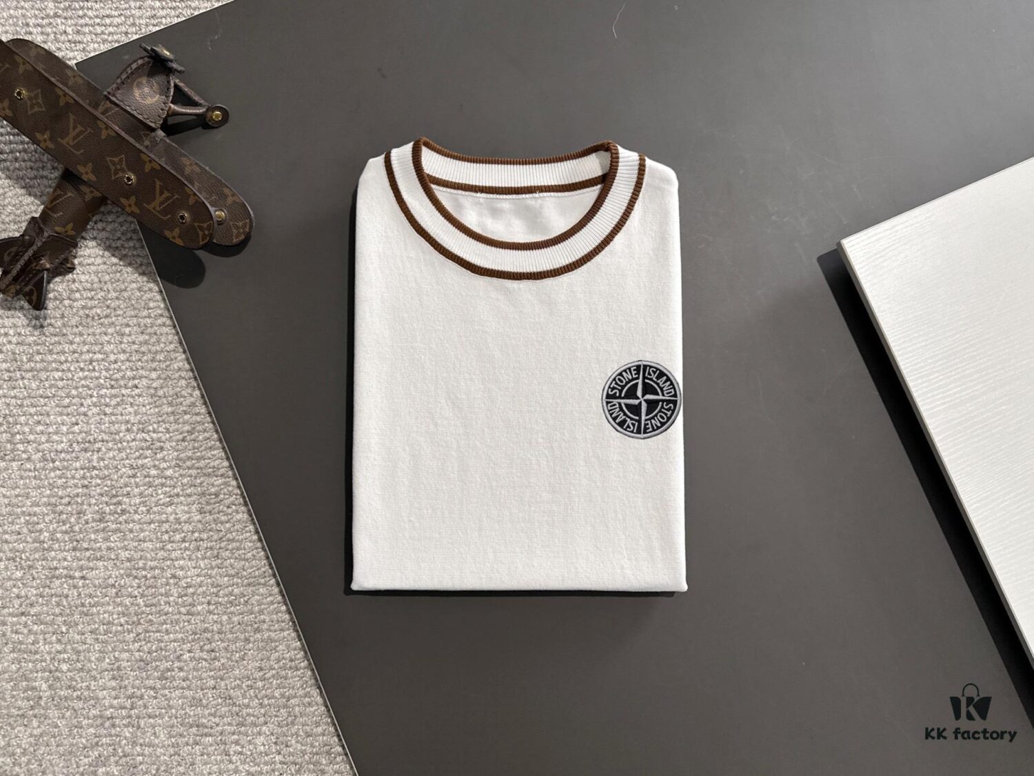 High-Quality Stone Island 2025 Spring/Summer New Men's Round Neck Short-Sleeve T-Shirt