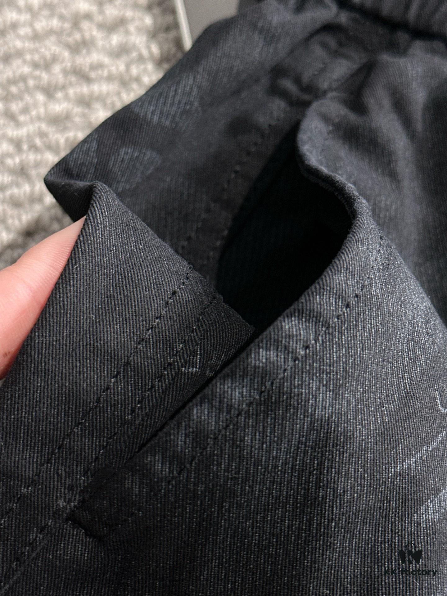 High-End Stone Island 2025 Spring/Summer New Casual Drawstring Shorts, Premium Counter Custom Fabric, Breathable and Comfortable, Exquisite Details, Brand Design Concept, High Quality, Soft and Smooth Touch