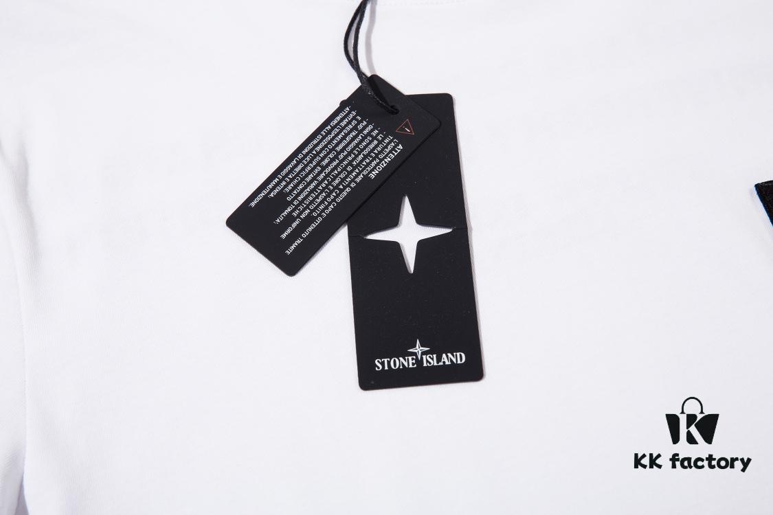 STONE ISLAND Foam Printed Letter T-Shirt in Black and White