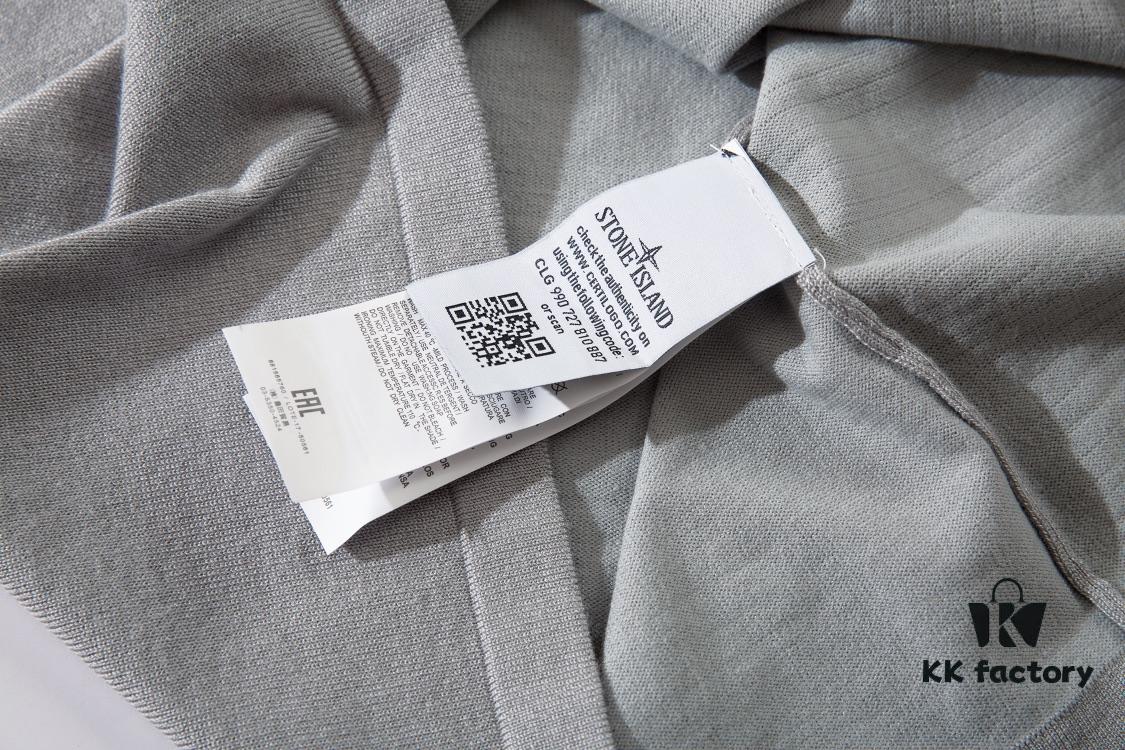 STONE ISLAND Compass Patch Knit Sweater T-Shirt in Black, White, Gray