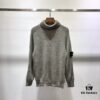 Stone Island 19 Fall/Winter Basic Model with Sleeve Logo Turtleneck Knit Sweater