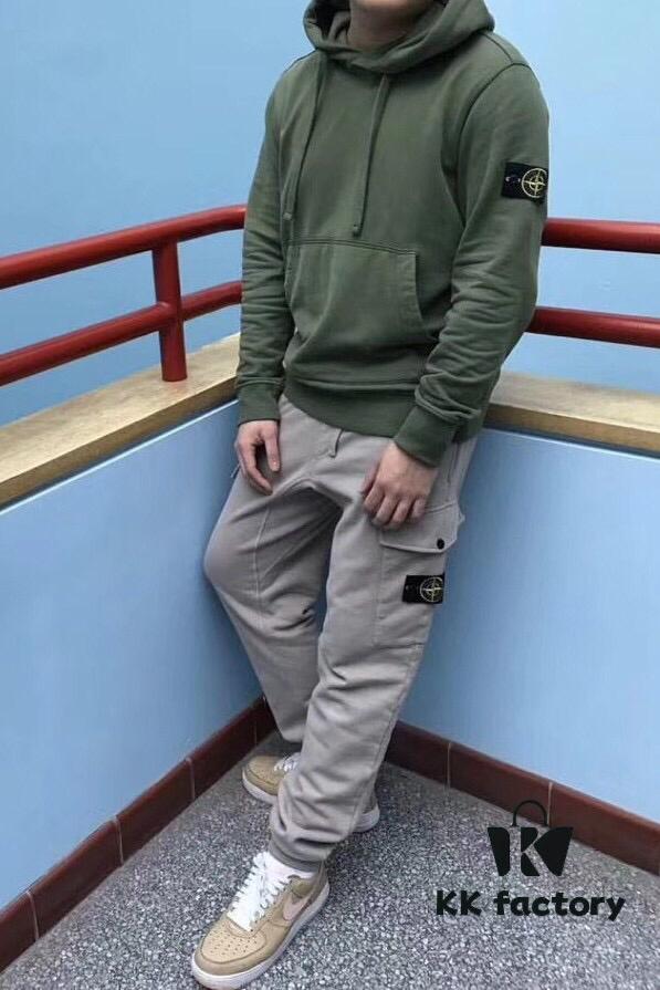 Stone Island Classic Cotton Lightweight Pocket Sweatpants with Side Logo