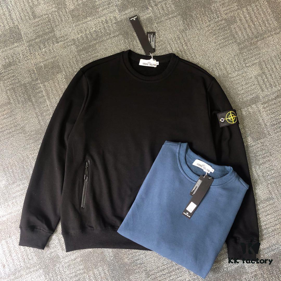 Stone Island Classic Arm Badge Zipper Pocket Terry Crewneck Sweatshirt in Black and Blue